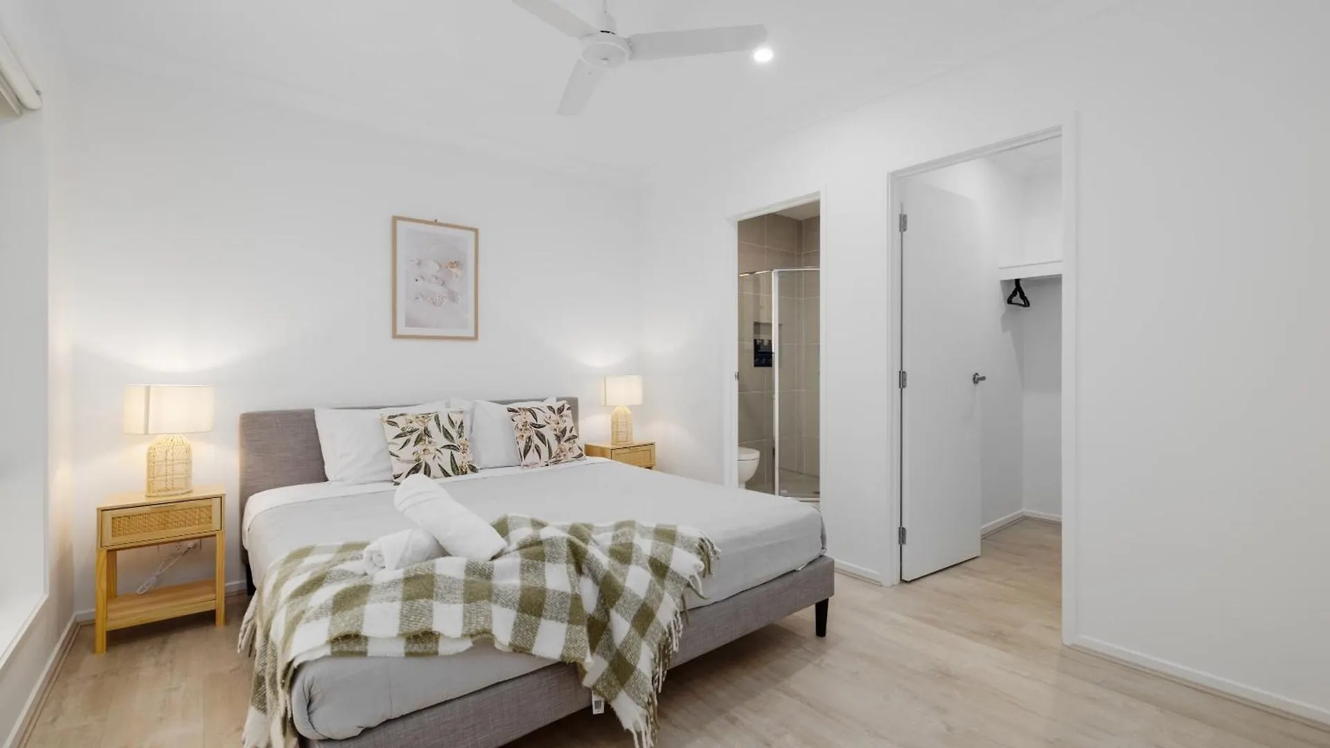 Brand New 4Br Family-Friendly House Wifi Garage Villa Jimboomba 0*,  Australia