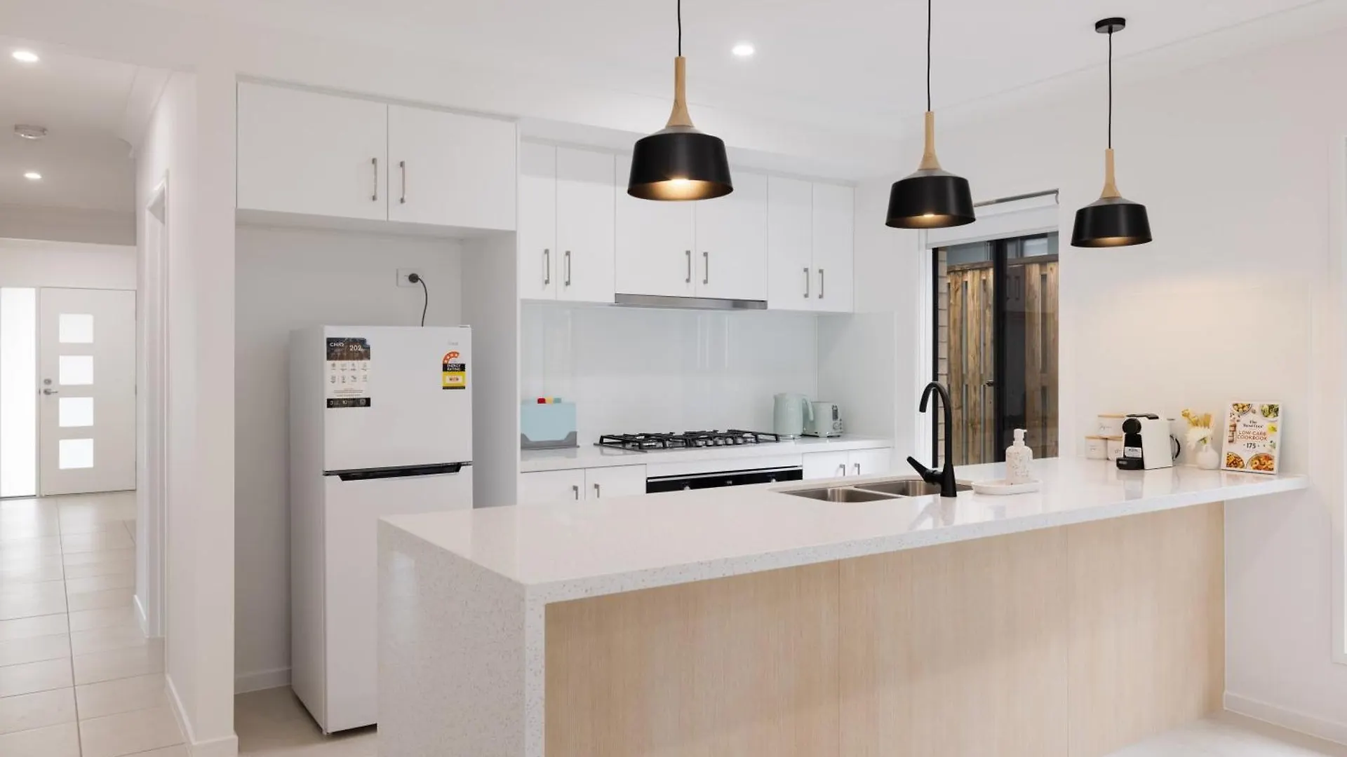 Brand New 4Br Family-Friendly House Wifi Garage Villa Jimboomba Holiday home